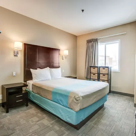 Motel 6 Red Deer, AB