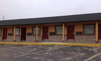 Interstate Inn Express