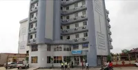Afrique Hotel Douala Airport Hôtels à proximité de : Institut Universitaire de la Côte - IUC