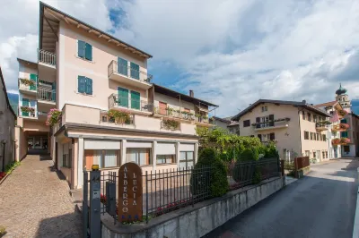 Hotel Lucia Hotel a Levico Terme