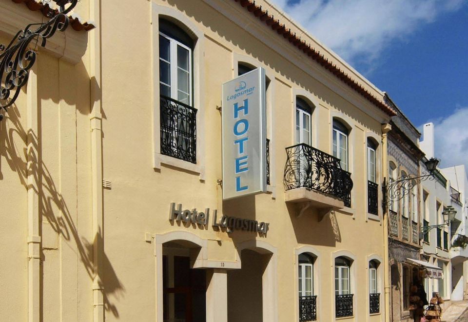 2. 호텔 라고스마르..