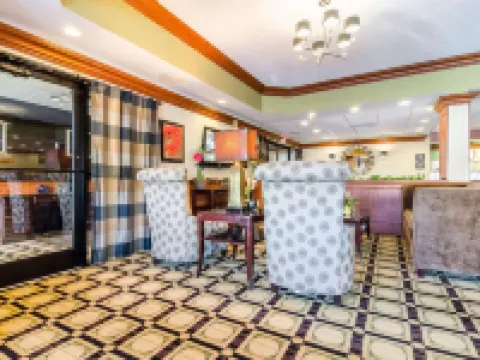 Quality Inn Hotels in Lumberton