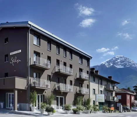 Spluga Sosta & Hotel Hotels in Verceia