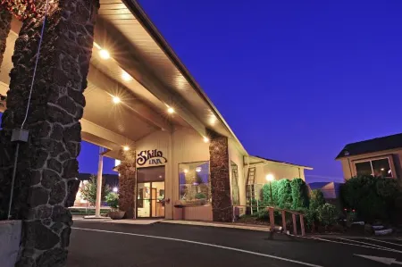 Red Lion Inn & Suites Grants Pass