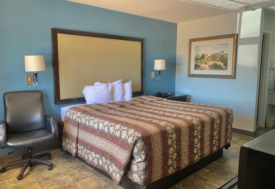 Best Price Motel & Suites - Housity