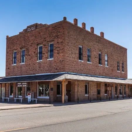 Fort Davis Inn & RV Park