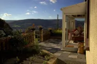 Penybryn Cottages Hotels near Saint Benedict's Catholic Church