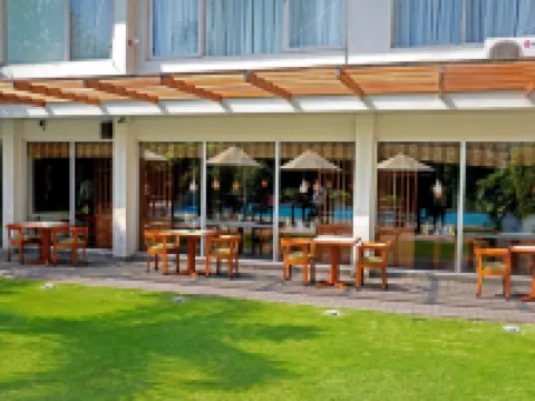 Ramada by Wyndham Colombo Hotels in Colombo