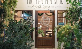 YOO YEN PEN SOOK