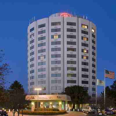 Hilton Chicago/Oak Lawn Hotel Exterior