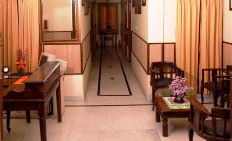 Bhambri Expo House - Housity