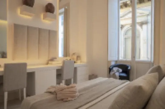 ปาลัซโซ เลคเช - คอลเลคชั่น เอพ็อคา