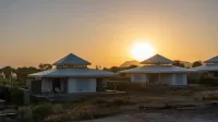 Brij Pola, Jawai - Luxury Jungle Camp with Private Pools Hotel a Bera