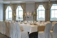 Schloss Hotel Dresden Pillnitz Hotels in Pirna