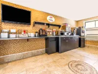 Super 8 by Wyndham North Bergen NJ/NYC Area - breakfast