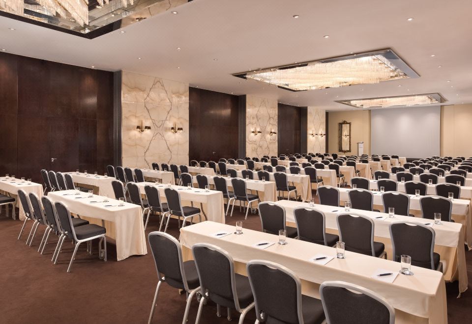 쉐라톤 리스보아 호텔 & 스파