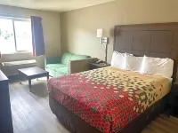 Econo Lodge Inn & Suites Corning Travel Center - 2 estrellas