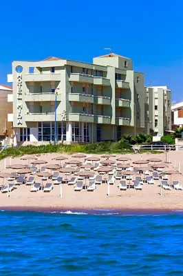 Hotel Mida - Barer