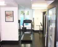 Ramada Plaza by Wyndham West Hollywood Hotel & Suites - Gym