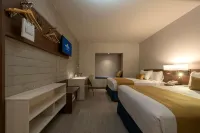 Microtel Inn & Suites by Wyndham Guadalajara Sur Hotel di 