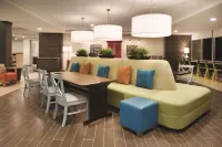 Home2 Suites by Hilton Iowa City-Coralville Hotels in Johnson County