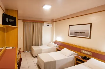 Hamburgo Palace Hotel Hotels near Youhooo! - Parque Unipraias