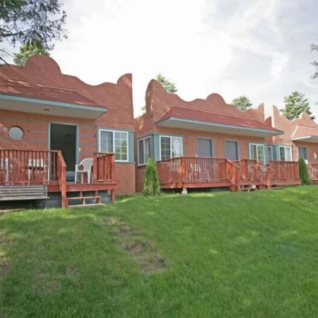 Rainbow Lodge and Inn Отели рядом с достопримечательностью «Сад богов»