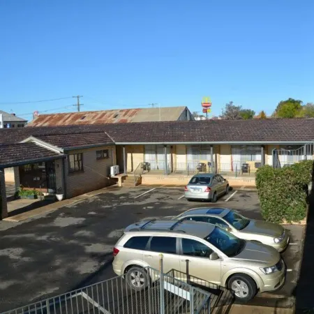 Adrian Motel