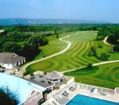 Living Stone Golf Resort Hotel di Collingwood