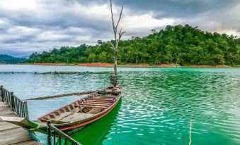 Khao Sok Riverfront Resort