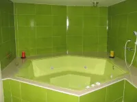 Apartahotel Vincent Suites - Apartments