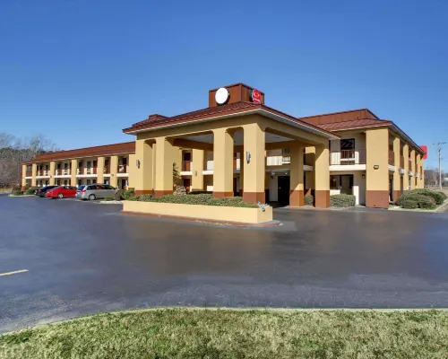 Econo Lodge Hotels in Clinton