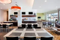 Element Boston Seaport District