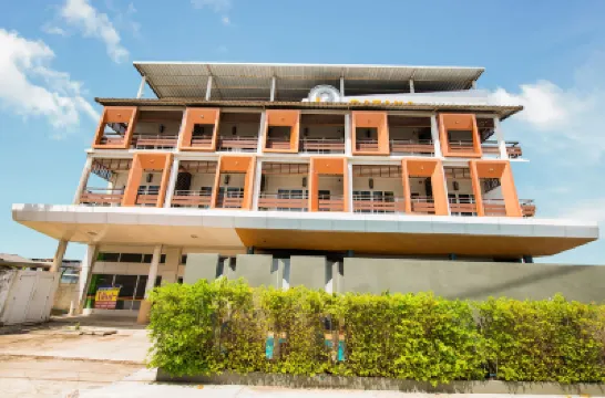 Ratana Hotel Sakdidet, Phuket Town Các khách sạn gần Puket Deep Seaport
