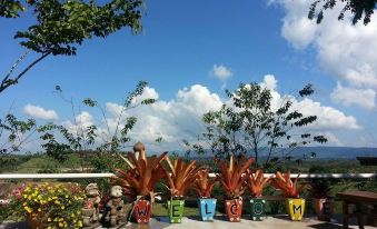 Phu Pai Mork Resort - Housity