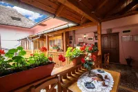 La Teo Pensiune si Pivnita - Homestays