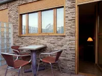 Hostal Mont Royal - guesthouses