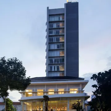Kampi Hotel Tunjungan - Surabaya Hotels near Museum Surabaya