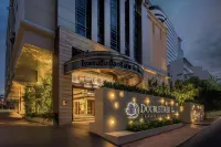 DoubleTree by Hilton Bangkok Ploenchit Hotels in Bangkok