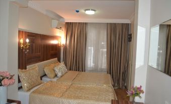 Istanbul Mosq Hotel at Fatih