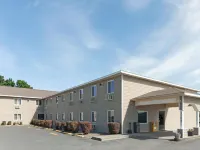 Super 8 by Wyndham Lewiston Hotels in Lewiston
