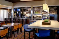 Courtyard Columbus Worthington - bar