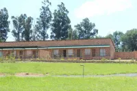 Lily Villa Country Lodge Hotels in Witbank