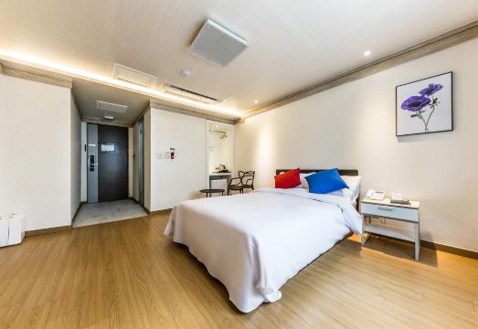 라비타 호텔의 실용적인 객실 이미지