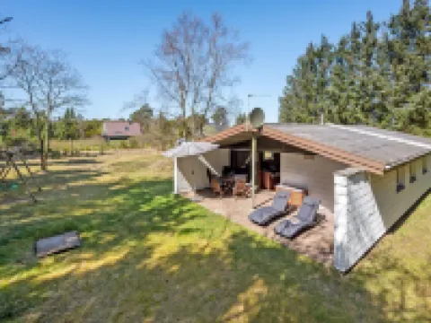 "Agna" - 700m to the Fjord