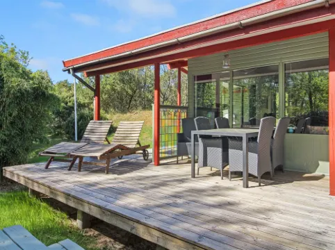 "Wyanet" - 2.3km from the Sea