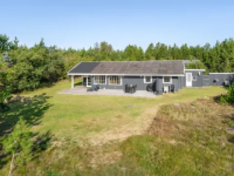 "Dorith" - 100m from the Sea