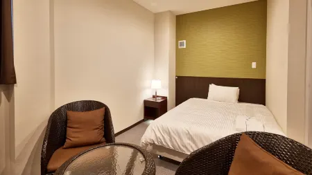 Crown Hotel Okinawa Annex Отели рядом с достопримечательностью «Окинава Сити-зал Обсерватории»