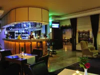 烏魯日魯丁萊爾酒店 - 酒吧
