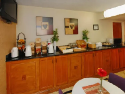 Best Western Hazlet Inn Hotels in Hazlet